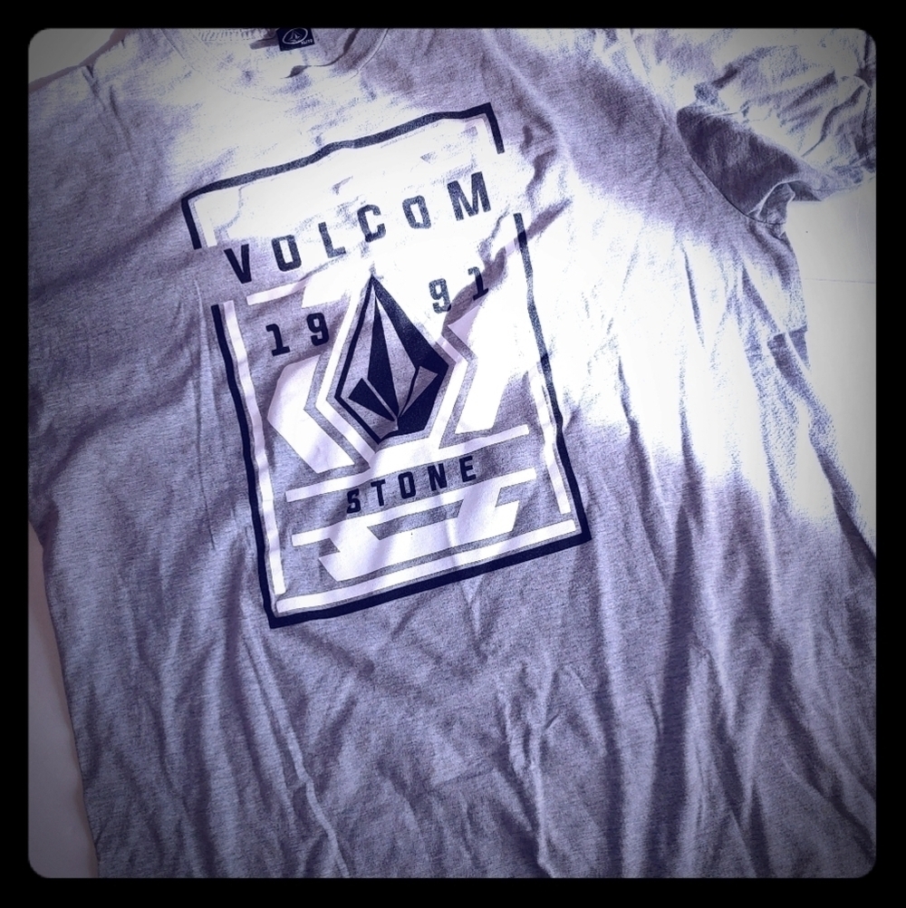 Volcom Gray T-Shirt XL